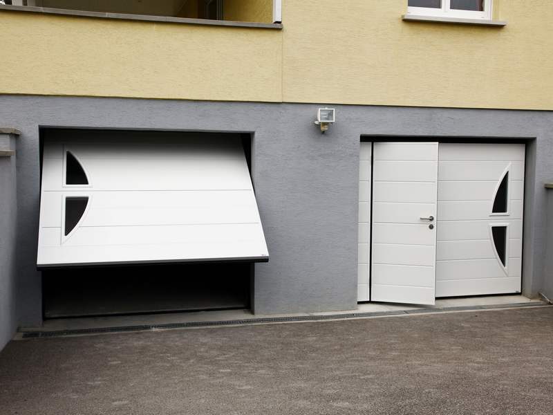 Porte de garage basculante à Grenoble - Isère
