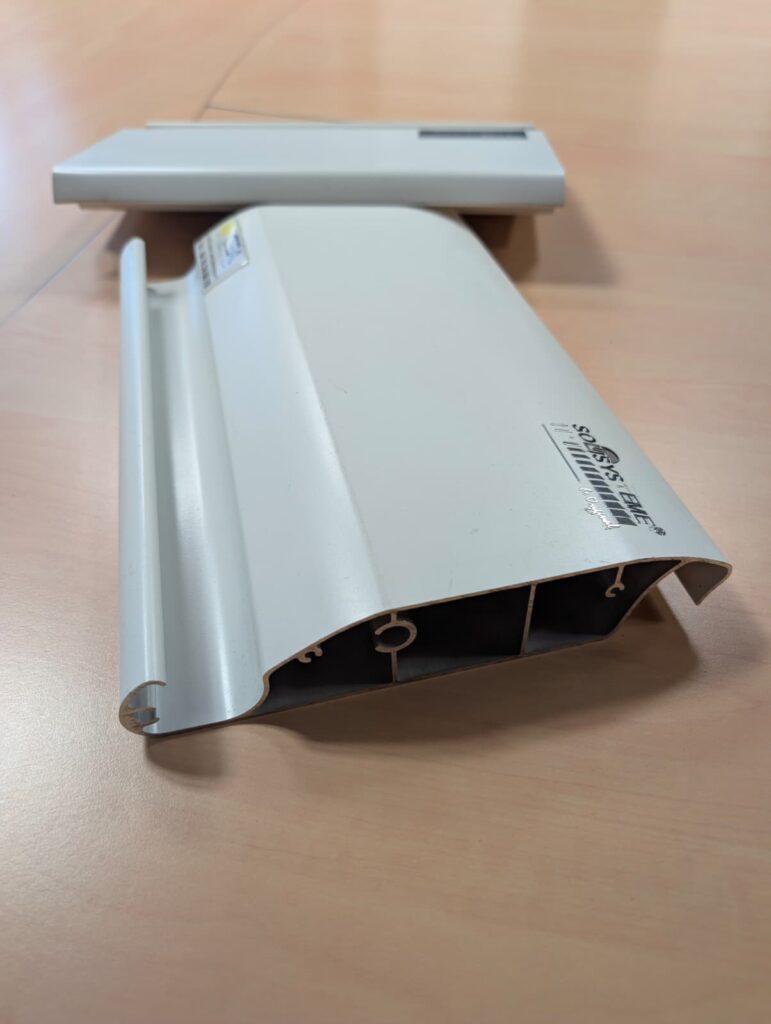 Profil aluminium de moustiquaire utilisé pour les ouvertures extérieures